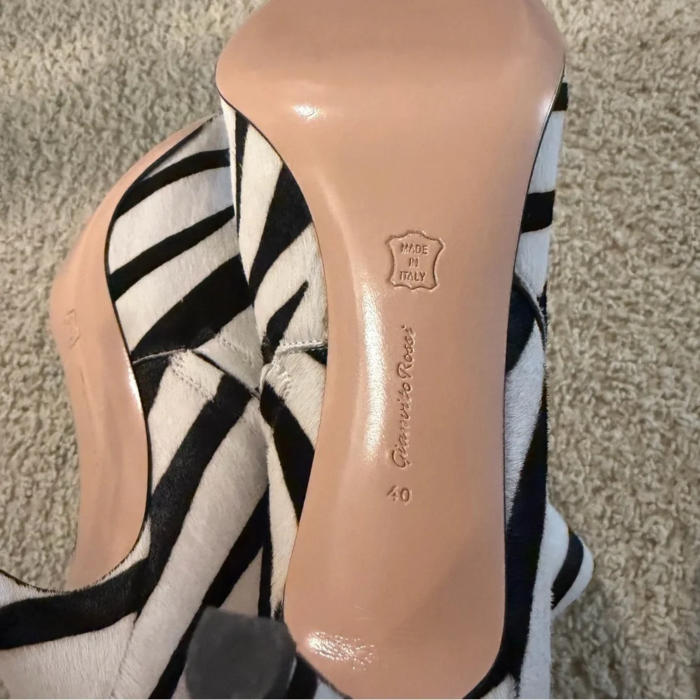 Gianvito Rossi zebra boots NWOT